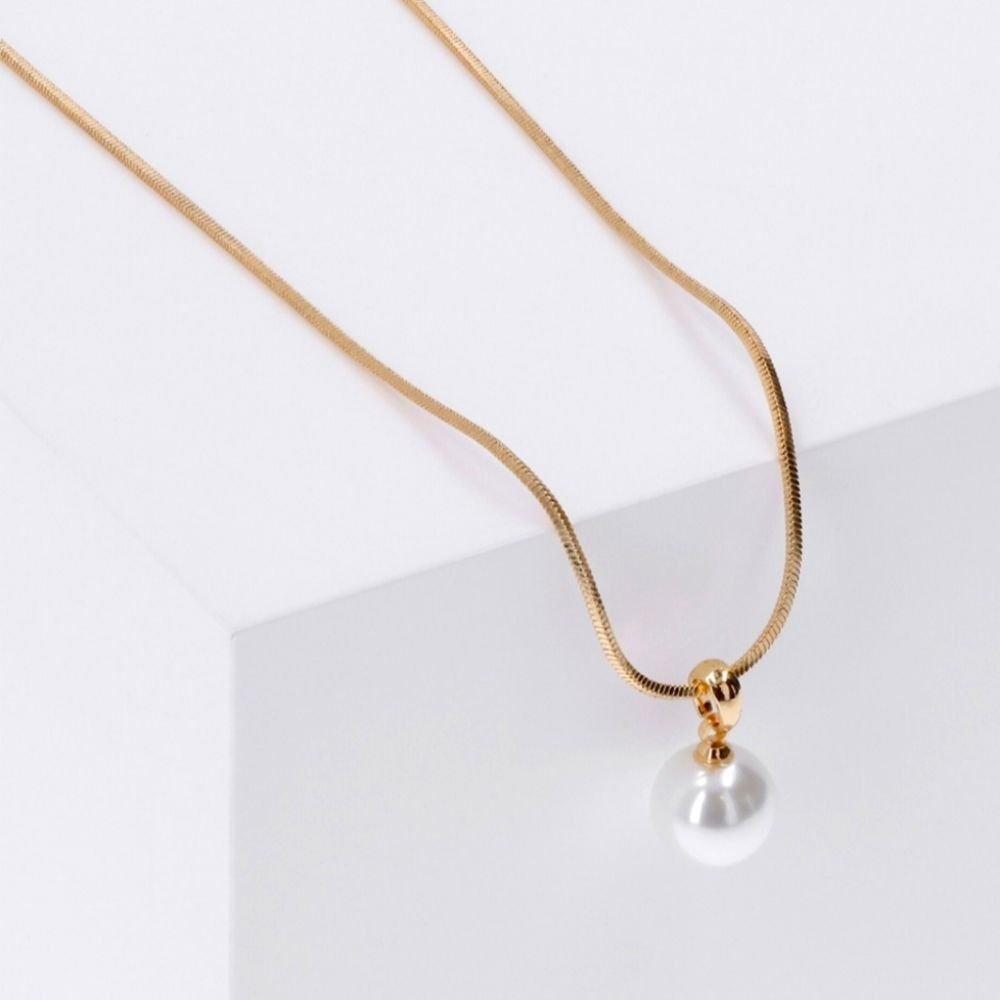I Am Faux Pearl Drop & Gold Tone Chain‎ Necklace